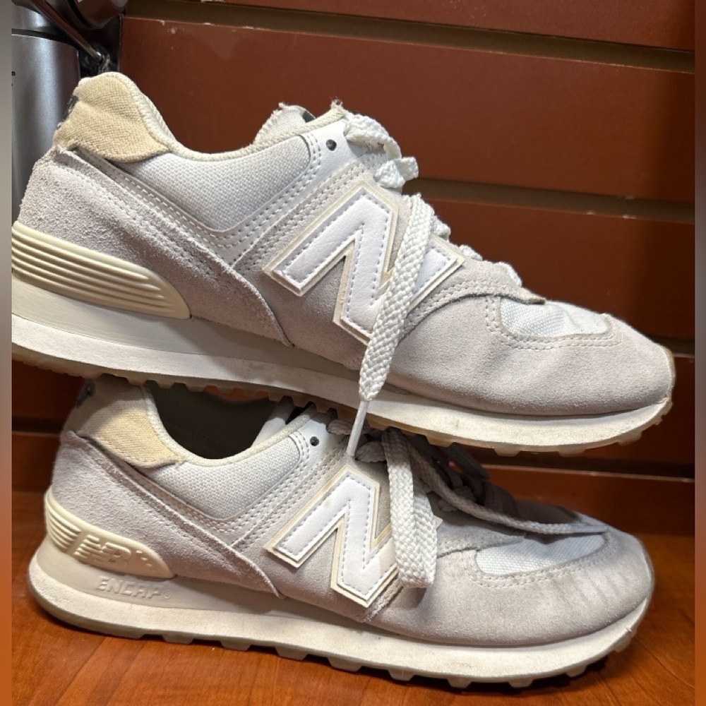New Balance Women's Athletic Sneakers in Light Beige and Cream - Picture 3 of 6